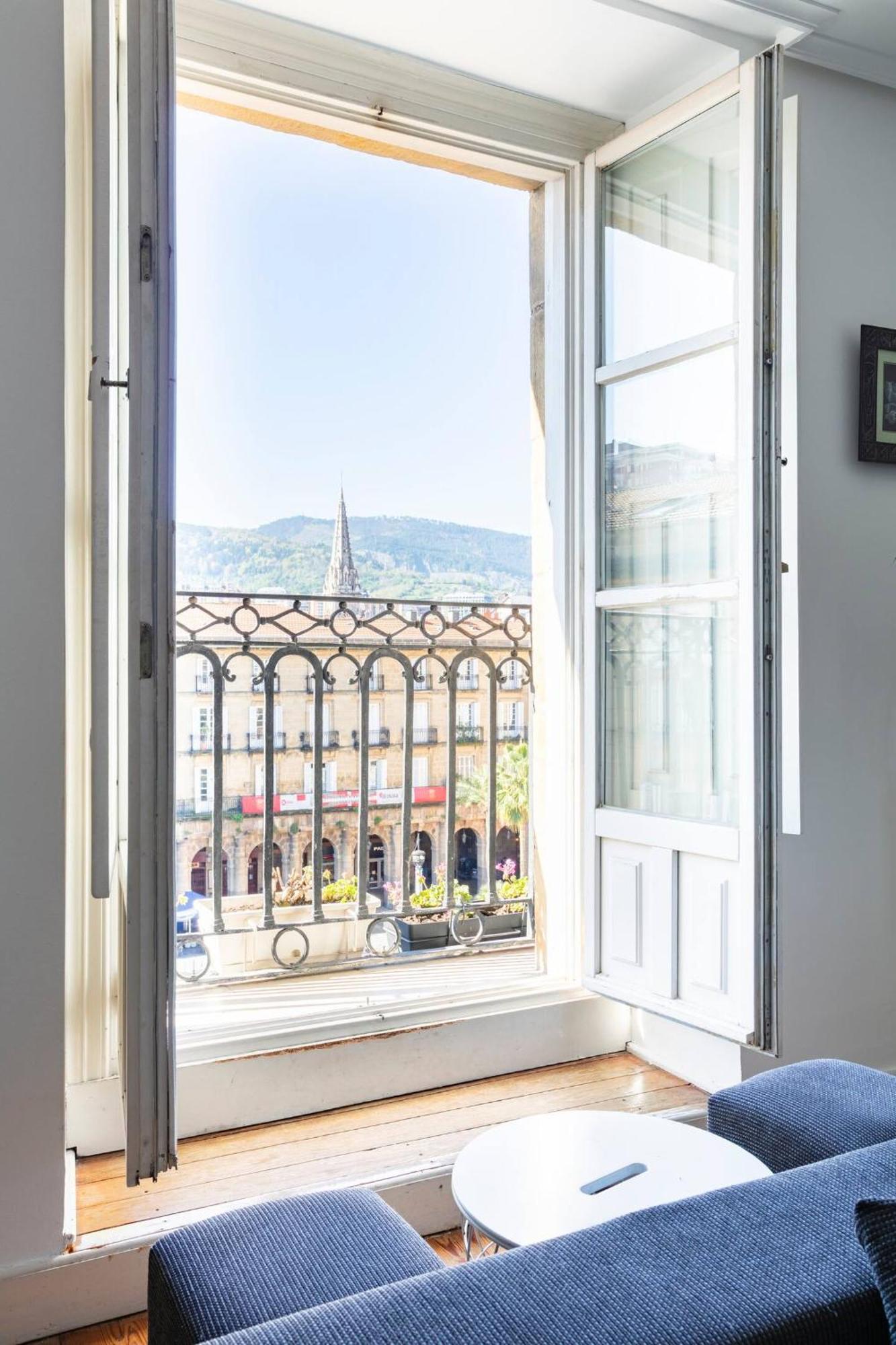 Plaza Nueva Habitaciones Bilbao Extérieur photo
